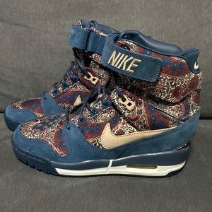 Nike Sky High Revolution Wedges